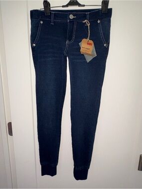 NWT Levi's knit jogger jeans girl's 12 Reg